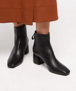 Mattnat DEENA Women's Vegan Mid Heel Boots