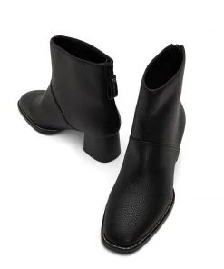 Mattnat Footwear ERIVO Vegan Block Heel Boots