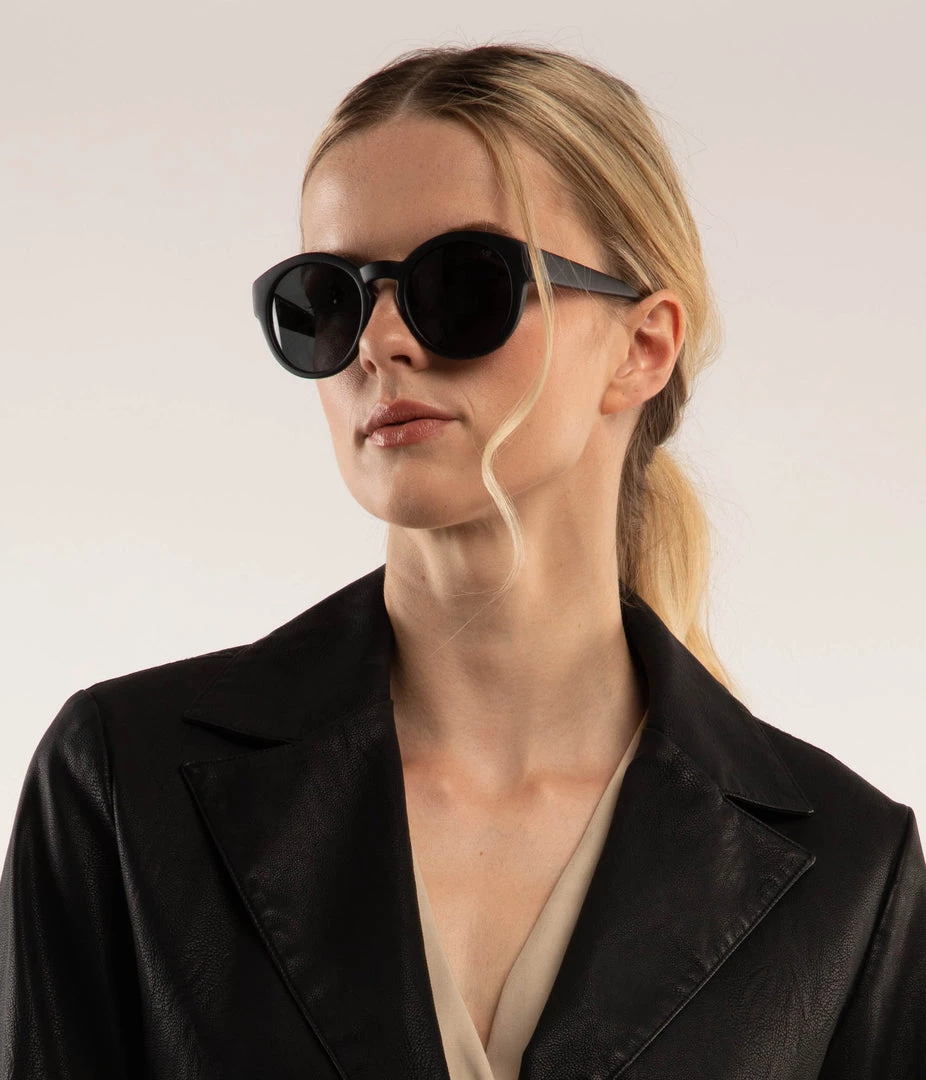 Mattnat YAN Sunglasses 4 Mattnat YAN Sunglasses