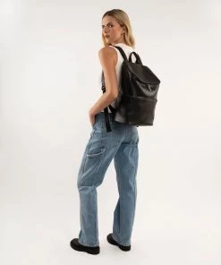 Mattnat DEAN Vegan Backpack - Vintage 113 Mattnat DEAN Vegan Backpack - Vintage