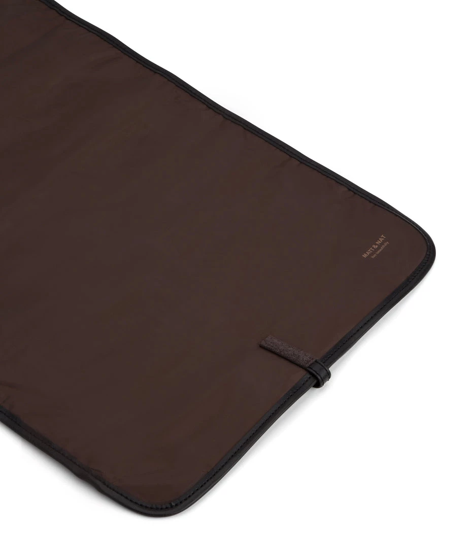 Mattnat RAYLANMED Vegan Diaper Bag - Vintage 15 Mattnat RAYLANMED Vegan Diaper Bag - Vintage