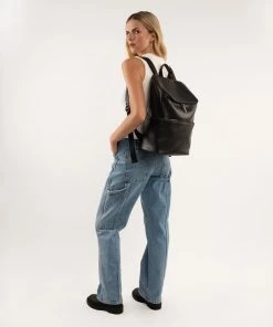 Mattnat DEAN Vegan Backpack - Vintage 92 Mattnat DEAN Vegan Backpack - Vintage
