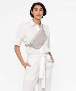 Mattnat VIE Vegan Fanny Pack - Vintage 40 Mattnat VIE Vegan Fanny Pack - Vintage