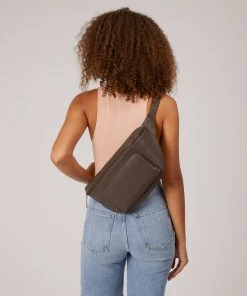 Mattnat Men's Dwell OLEK Vegan Belt Bag - Dwell 17 Mattnat Men's Dwell OLEK Vegan Belt Bag - Dwell