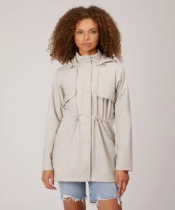 Mattnat ALEXIS Women’s Rain Jacket Outerwear