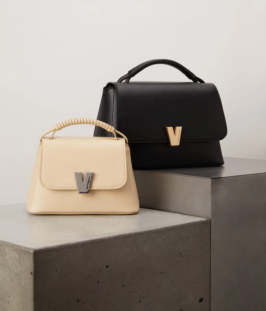 Mattnat GEAN Large Vegan Crossbody Bag - APPLESKIN™ New Arrivals 5 Mattnat GEAN Large Vegan Crossbody Bag - APPLESKIN™ New Arrivals