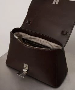 Mattnat GEAN Large Vegan Crossbody Bag - APPLESKIN™ New Arrivals 27 Mattnat GEAN Large Vegan Crossbody Bag - APPLESKIN™ New Arrivals