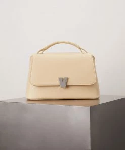 Mattnat GEAN Large Vegan Crossbody Bag - APPLESKIN™ New Arrivals 30 Mattnat GEAN Large Vegan Crossbody Bag - APPLESKIN™ New Arrivals