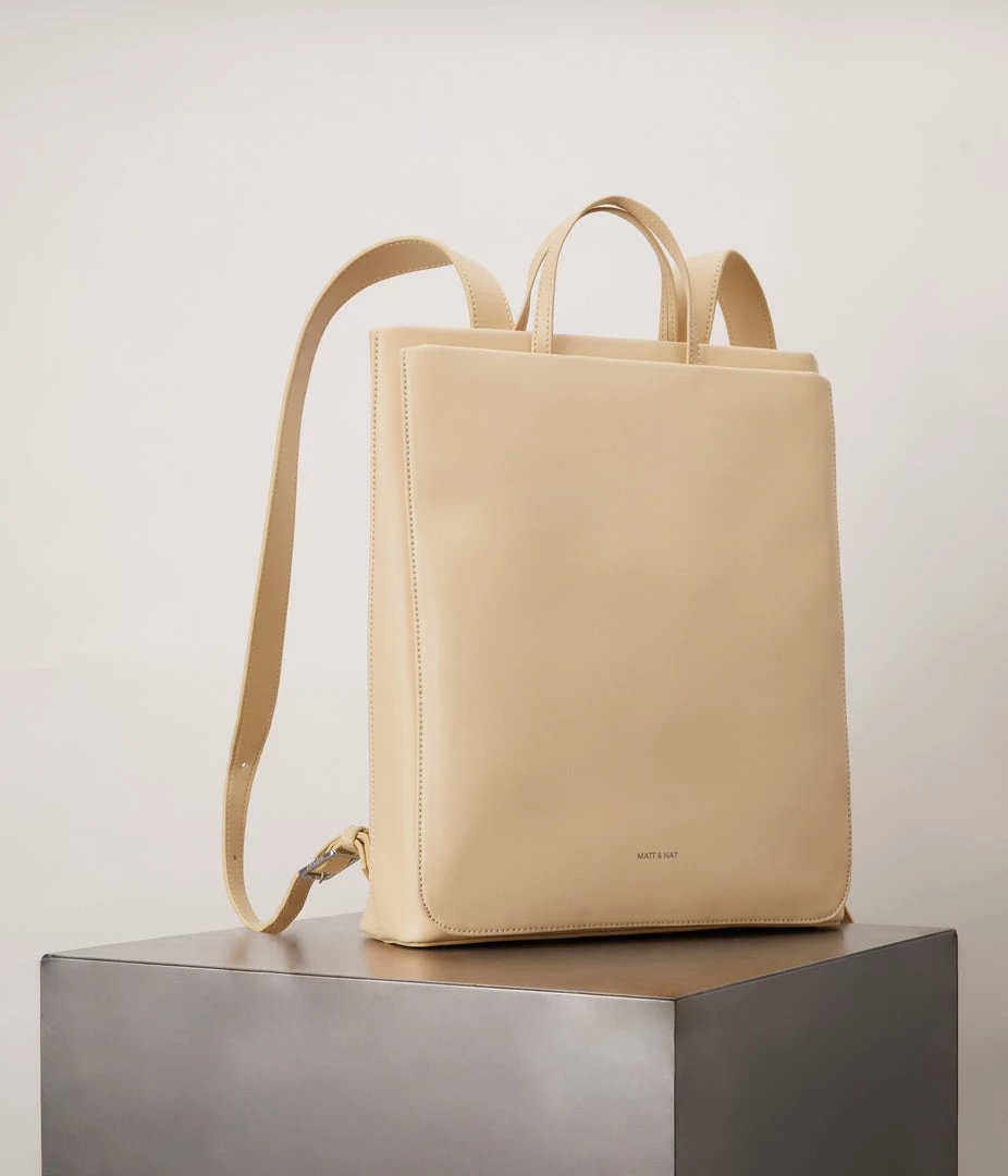 Mattnat Studio 901 REIGN Vegan Backpack - APPLESKIN™ 24 Mattnat Studio 901 REIGN Vegan Backpack - APPLESKIN™