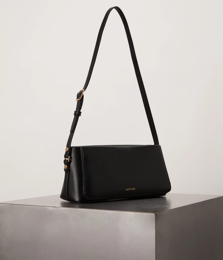 Mattnat VAL Vegan Shoulder Bag - APPLESKIN™ New Arrivals 3 Mattnat VAL Vegan Shoulder Bag - APPLESKIN™ New Arrivals