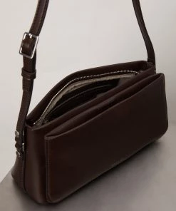 Mattnat VAL Vegan Shoulder Bag - APPLESKIN™ New Arrivals 33 Mattnat VAL Vegan Shoulder Bag - APPLESKIN™ New Arrivals