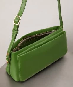 Mattnat VAL Vegan Shoulder Bag - APPLESKIN™ New Arrivals 39 Mattnat VAL Vegan Shoulder Bag - APPLESKIN™ New Arrivals
