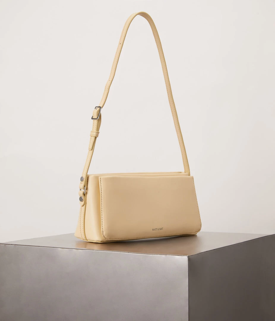 Mattnat VAL Vegan Shoulder Bag - APPLESKIN™ New Arrivals 21 Mattnat VAL Vegan Shoulder Bag - APPLESKIN™ New Arrivals