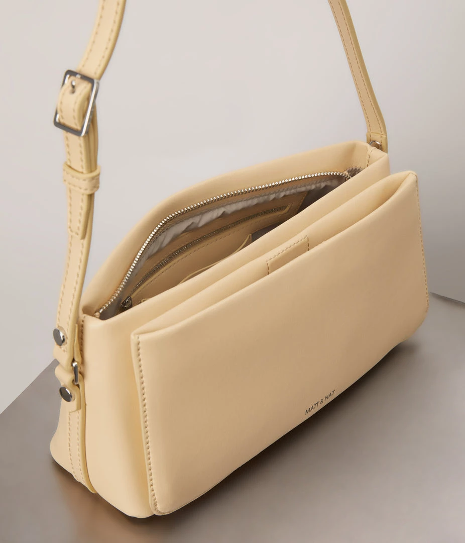 Mattnat VAL Vegan Shoulder Bag - APPLESKIN™ New Arrivals 22 Mattnat VAL Vegan Shoulder Bag - APPLESKIN™ New Arrivals