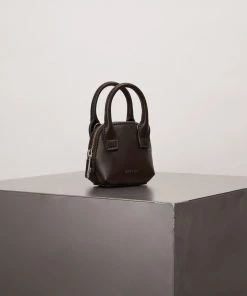 Mattnat GESSI PICO Vegan Crossbody Bag - APPLESKIN™ Studio 901 33 Mattnat GESSI PICO Vegan Crossbody Bag - APPLESKIN™ Studio 901