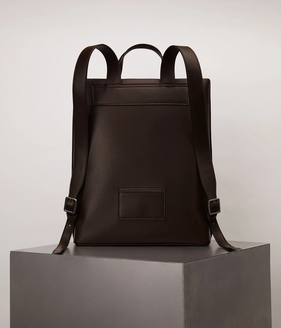 Mattnat Studio 901 REIGN Vegan Backpack - APPLESKIN™ 12 Mattnat Studio 901 REIGN Vegan Backpack - APPLESKIN™