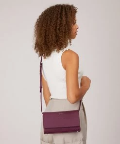 Mattnat New Arrivals EMI Vegan Crossbody Bag - Purity 53 Mattnat New Arrivals EMI Vegan Crossbody Bag - Purity