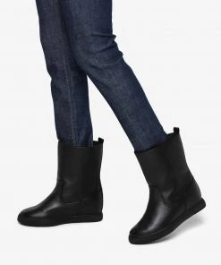 Mattnat Footwear LAUREEN Women's Faux Fur Boots