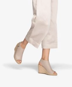 Mattnat Footwear ACACIA Vegan Wedge Heels